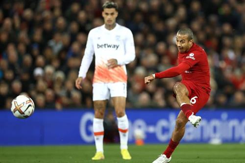 ليفربول ضد وست هام يونايتد
